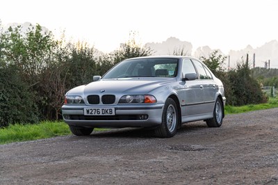 Lot 33 - 2000 BMW 520i SE