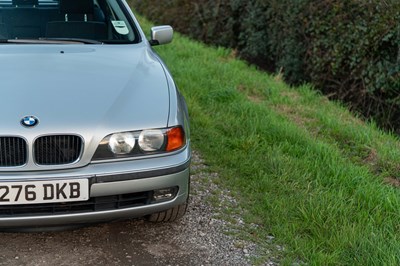 Lot 33 - 2000 BMW 520i SE