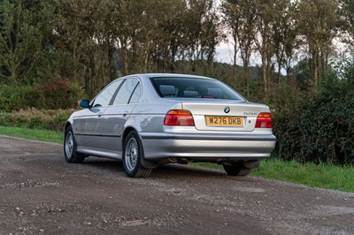 Lot 33 - 2000 BMW 520i SE