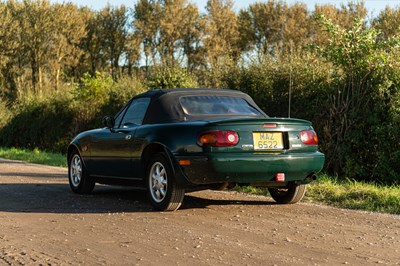 Lot 20 - 1990 Mazda MX5 Eunos Roadster