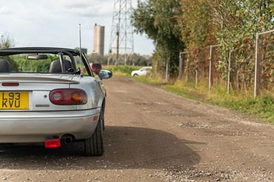 Lot 19 - 1992 Mazda MX5 Eunos Roadster