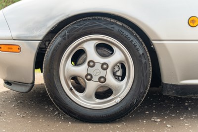 Lot 19 - 1992 Mazda MX5 Eunos Roadster