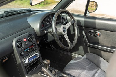 Lot 19 - 1992 Mazda MX5 Eunos Roadster