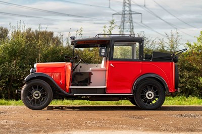 Lot 76 - 1935 Austin 12/4 Heavy Landaulette Taxicab