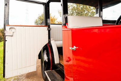 Lot 76 - 1935 Austin 12/4 Heavy Landaulette Taxicab