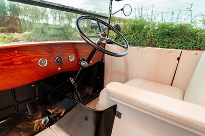 Lot 76 - 1935 Austin 12/4 Heavy Landaulette Taxicab