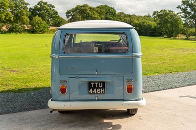 Lot 67 - 1970 Volkswagen T2 Kombi Bus