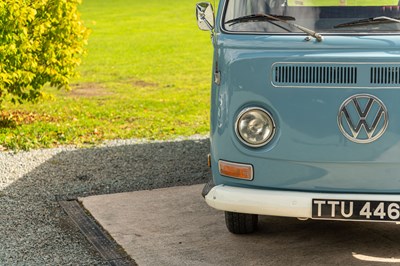 Lot 67 - 1970 Volkswagen T2 Kombi Bus