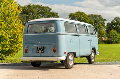 Lot 67 - 1970 Volkswagen T2 Kombi Bus