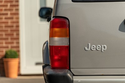 Lot 80 - 2000 Jeep Cherokee