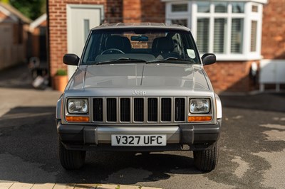 Lot 80 - 2000 Jeep Cherokee