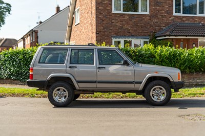 Lot 80 - 2000 Jeep Cherokee