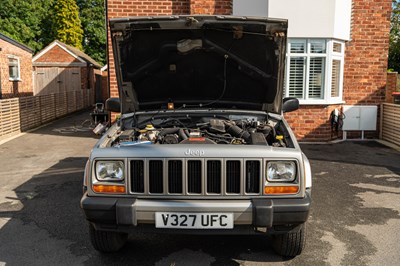 Lot 80 - 2000 Jeep Cherokee