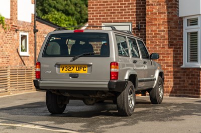 Lot 80 - 2000 Jeep Cherokee