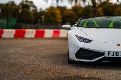 Lot 68 - 2016 Lamborghini Huracan LP-610-4 Spyder