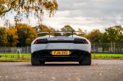 Lot 68 - 2016 Lamborghini Huracan LP-610-4 Spyder