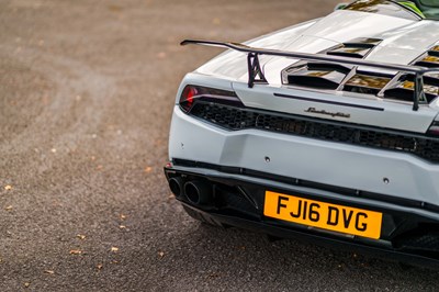 Lot 68 - 2016 Lamborghini Huracan LP-610-4 Spyder