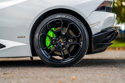 Lot 68 - 2016 Lamborghini Huracan LP-610-4 Spyder