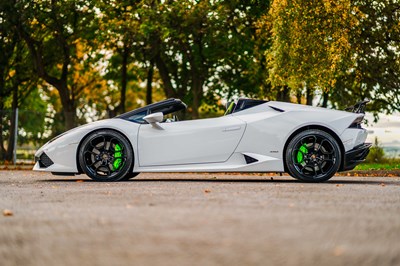 Lot 68 - 2016 Lamborghini Huracan LP-610-4 Spyder