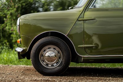 Lot 9 - 1974 Morris Mini Pick-up