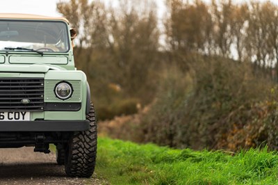 Lot 25 - 1990 Land Rover Santana 2500