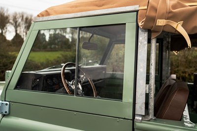 Lot 25 - 1990 Land Rover Santana 2500