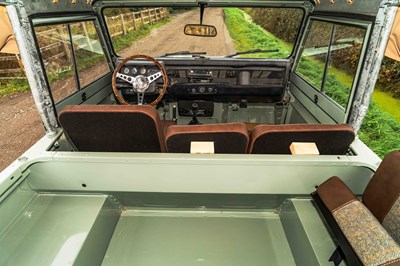 Lot 25 - 1990 Land Rover Santana 2500