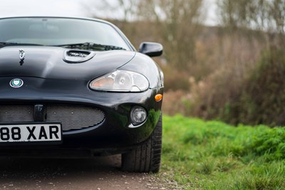 Lot 29 - 1997 Jaguar XK8