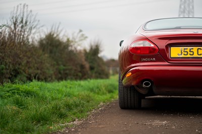 Lot 16 - 1998 Jaguar XK8