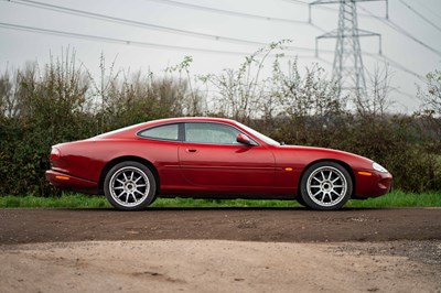 Lot 16 - 1998 Jaguar XK8