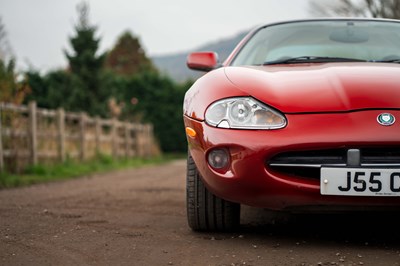 Lot 16 - 1998 Jaguar XK8