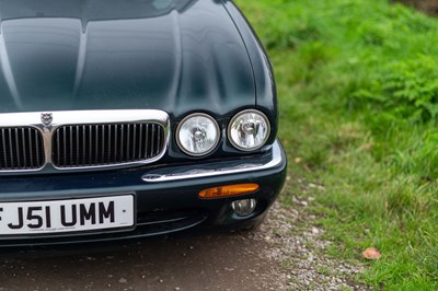 Lot 20 - 2001 Jaguar XJ8 Executive