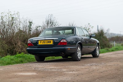 Lot 20 - 2001 Jaguar XJ8 Executive