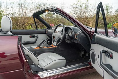 Lot 28 - 1996 Mazda MX5 Merlot Special Edition