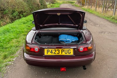 Lot 28 - 1996 Mazda MX5 Merlot Special Edition