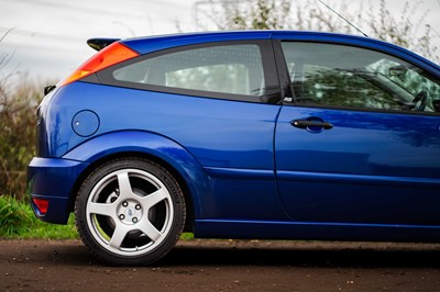 Lot 17 - 2002 Ford Focus RS