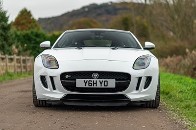 Lot 39 - 2014 Jaguar F-Type R