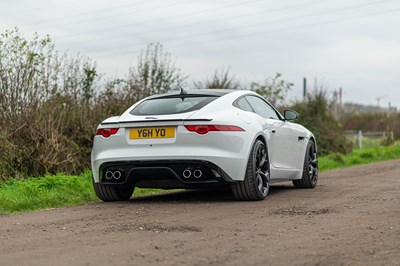 Lot 39 - 2014 Jaguar F-Type R