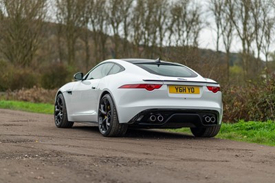 Lot 39 - 2014 Jaguar F-Type R