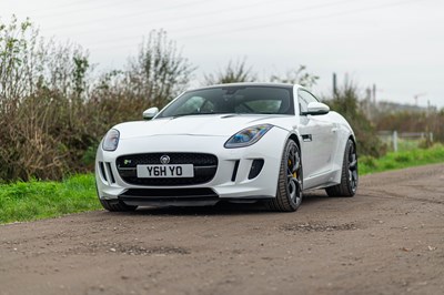 Lot 39 - 2014 Jaguar F-Type R