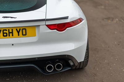 Lot 39 - 2014 Jaguar F-Type R