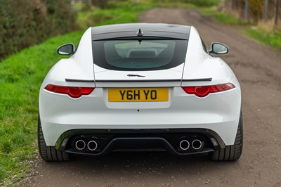 Lot 39 - 2014 Jaguar F-Type R