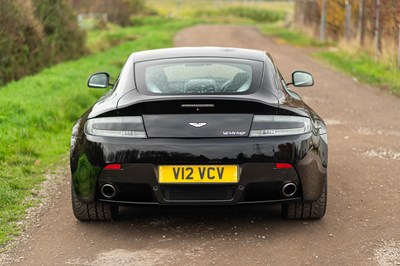 Lot 76 - 2010 Aston Martin V12 Vantage