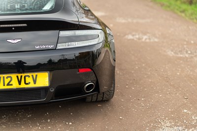 Lot 76 - 2010 Aston Martin V12 Vantage