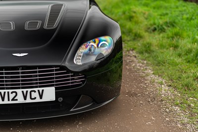 Lot 76 - 2010 Aston Martin V12 Vantage