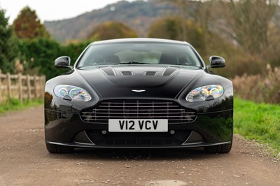 Lot 76 - 2010 Aston Martin V12 Vantage