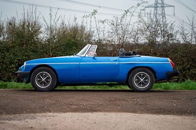 Lot 51 - 1976 MGB Roadster