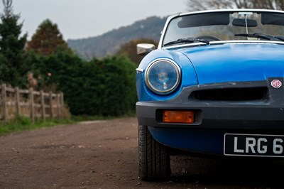 Lot 51 - 1976 MGB Roadster