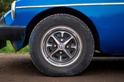 Lot 51 - 1976 MGB Roadster