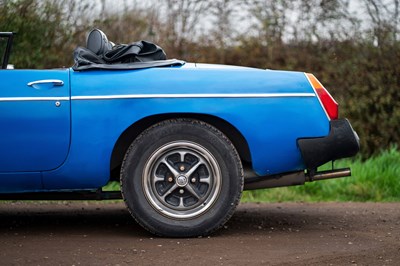 Lot 51 - 1976 MGB Roadster